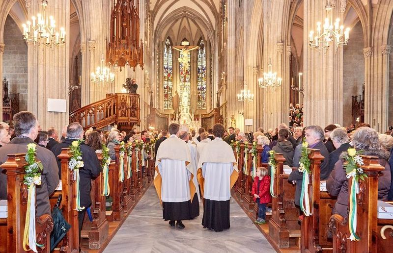 Foto: Marcel Peda Die Stifts- und Pfarrkirche, die dem hl. Blasius geweiht ist, wurde nach dem großen Klosterbrand 1865 auf romanischen und gotischen Fundamenten wieder aufgebaut und 1869 geweiht.