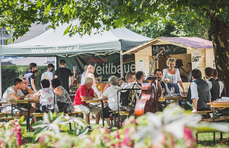 Treffpunkt, Kulinarik und Musik bei den Admonter Klostermarkttagen