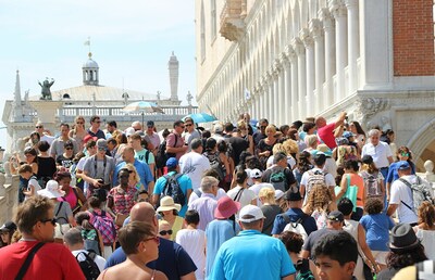 Für Venedig muss seit heuer eine 'Eintrittsgebühr' von 5 Euro bezahlt werden. Das schreckt allerdings nur wenige Touristen ab.