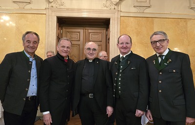 Peter Hochegger, Fonds für Arbeit und Bildung der Diözese Spartenobmann Hermann Talowski, Gewerbe und Handwerk Bischof Wilhelm Krautwaschl Vizepräsident Herbert Ritter, Wirtschaftskammer Steiermark Präsident Josef Herk, Wirtschaftskammer Steiermark