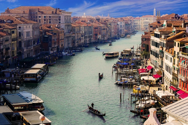 Pixabay Von 28. August bis 7. September 2024 finden in Venedig die Internationalen Filmfestspiele statt.